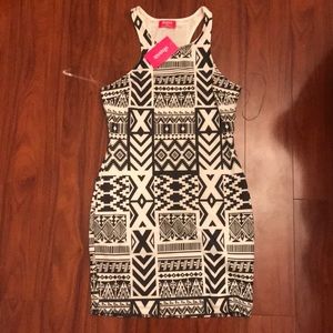 Aztec Shasa Form fitting dress